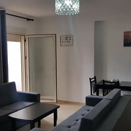 Arteg - Delux Appartement *