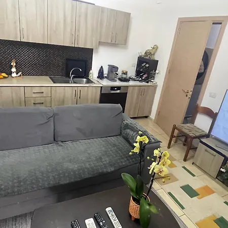 Arteg - Delux Apartment Durres